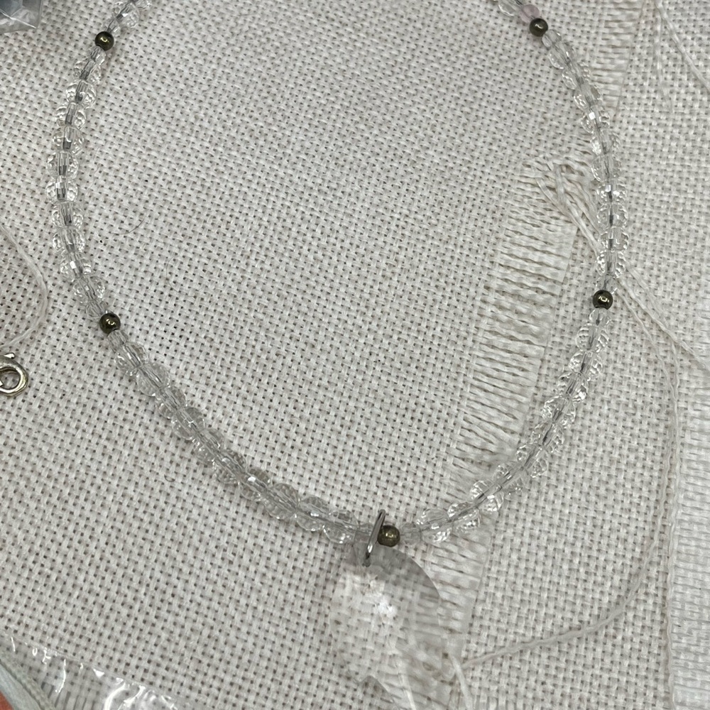 Vintage Necklace with Leaf Pendant - Picture 9 of 15